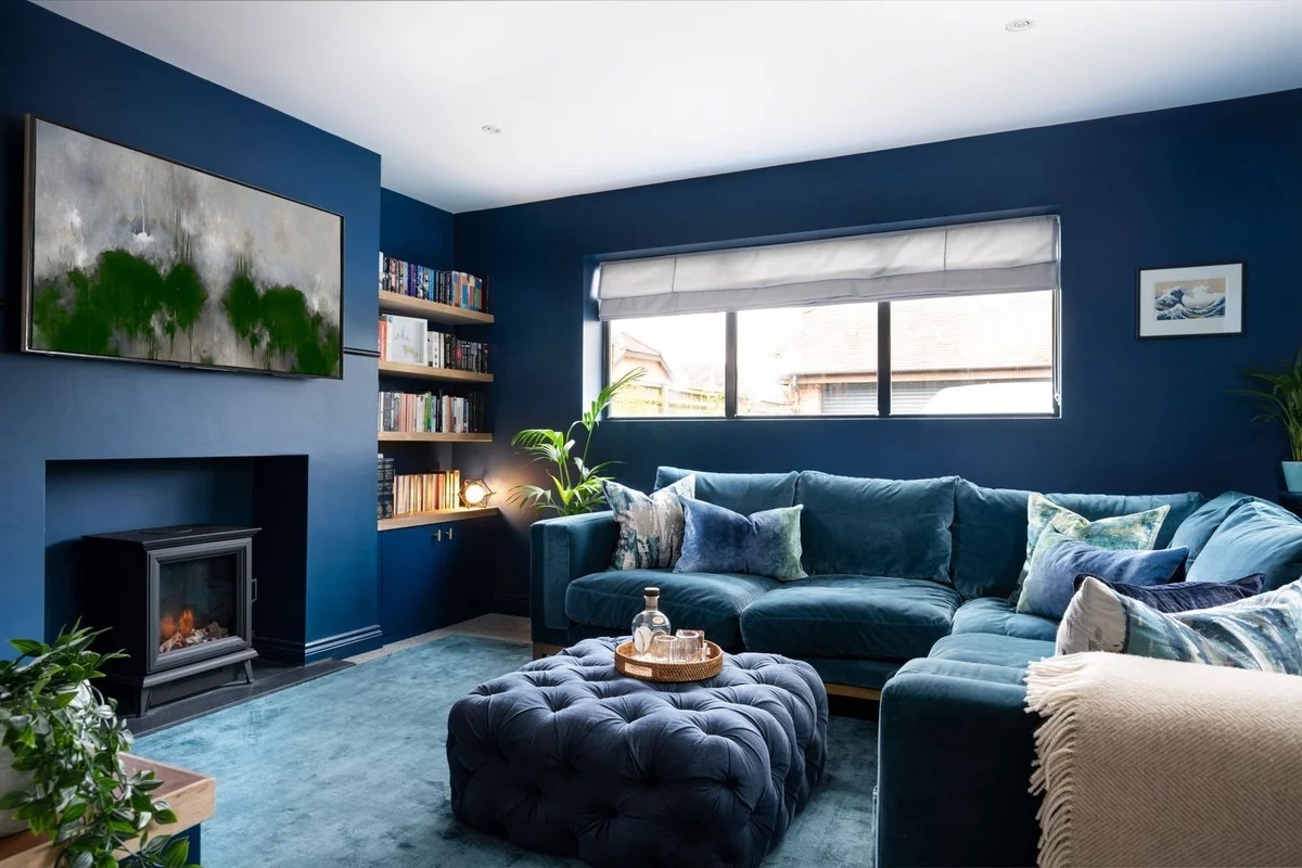 Contemporary Living Room