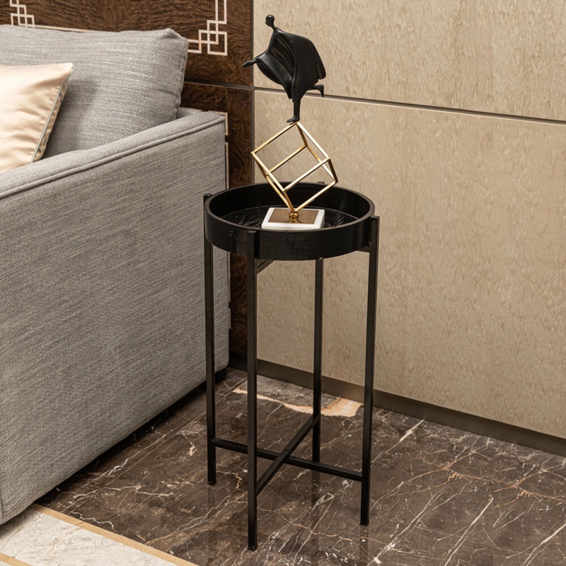 Cueto 23.5'' Tall Tray Top End Table