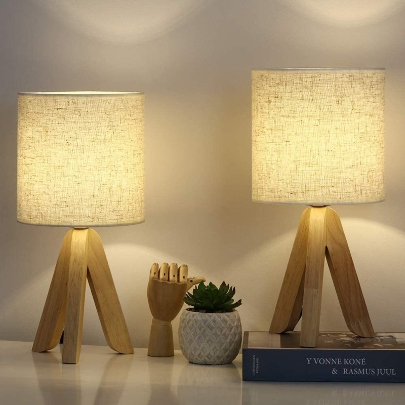 Dav Solid Wood Table Lamp