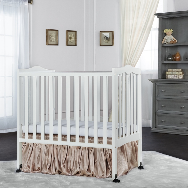 2-in-1 Mini Convertible Portable Crib
