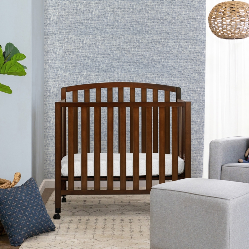 Folding Portable Mini Crib with Wheels
