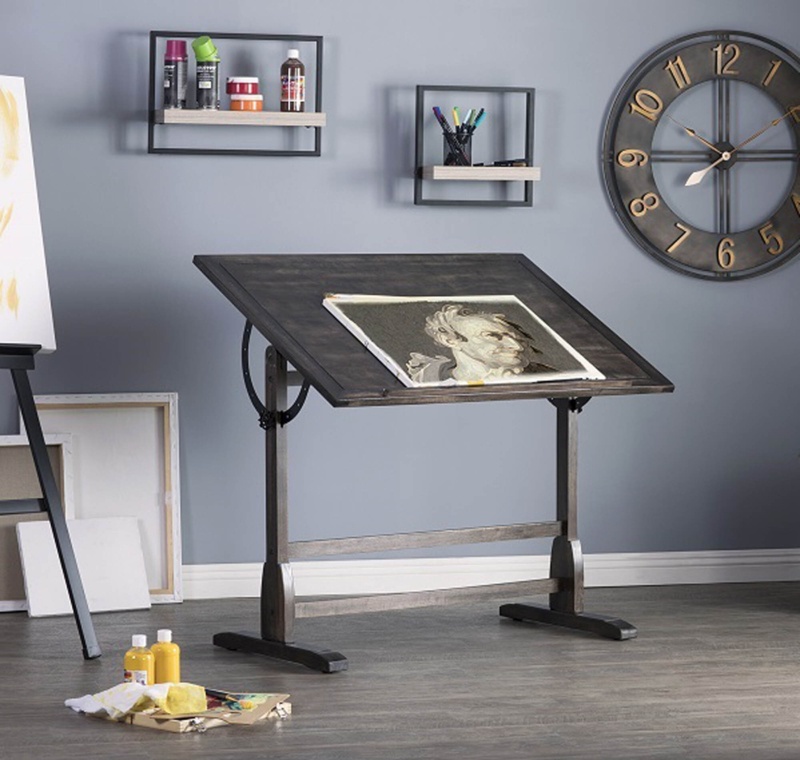 Ebward Desk