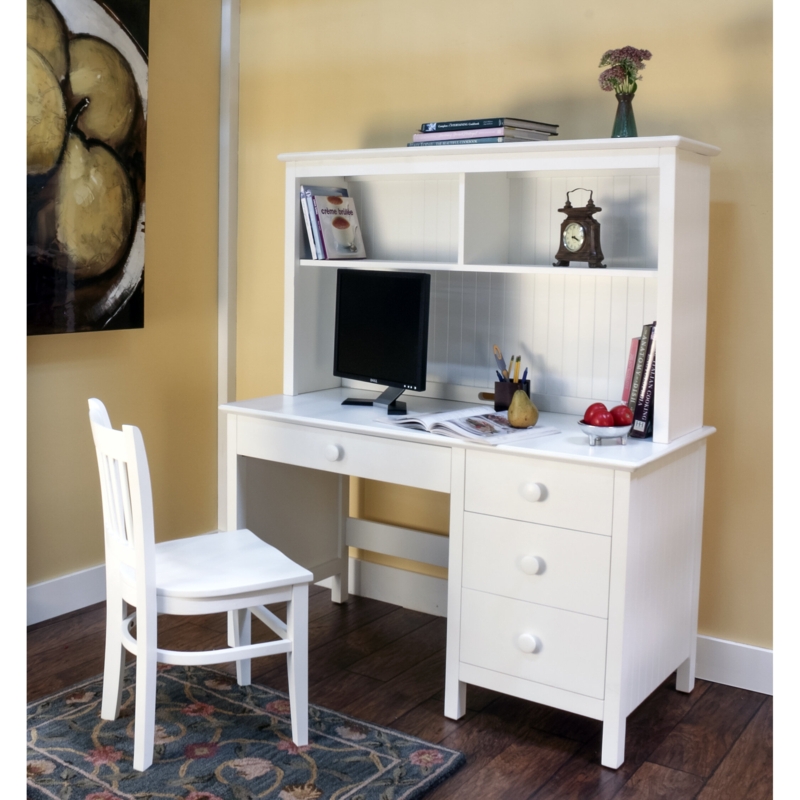 Sleek Desk with Slide-Out Keyboard Tray and Hutch