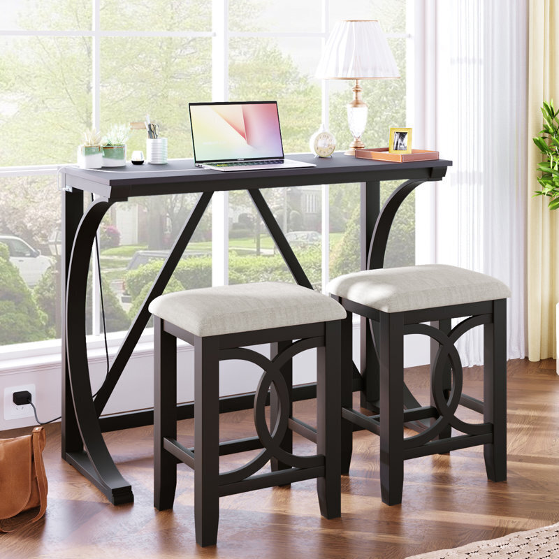 Elegant small space breakfast nook