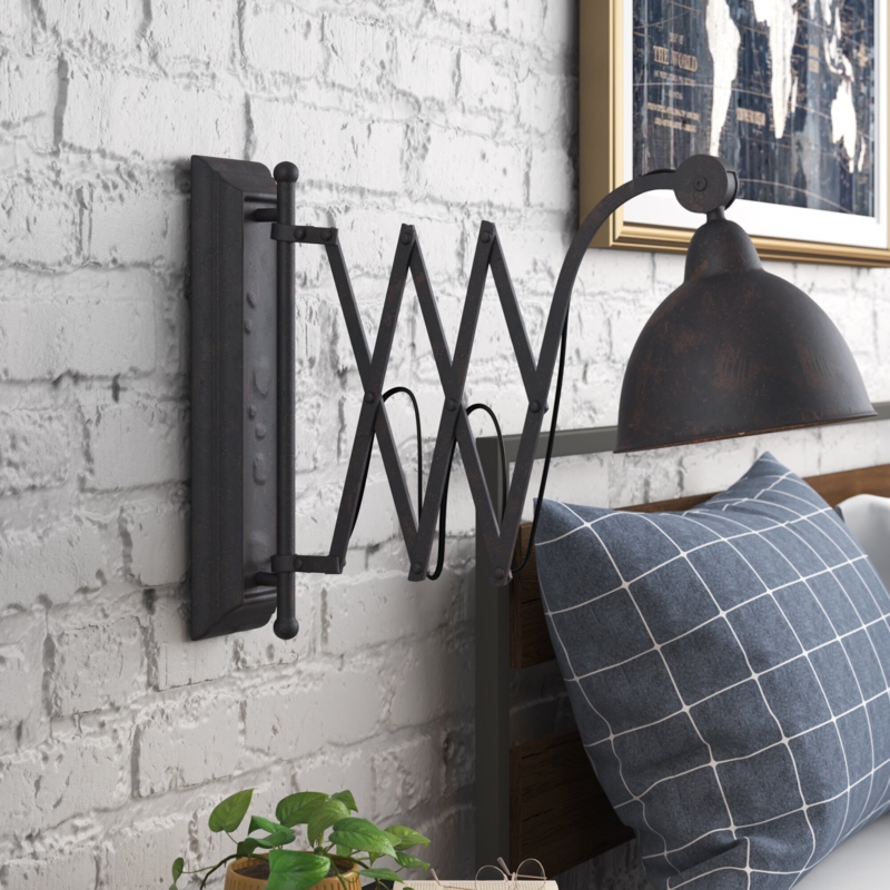 Vintage-Inspired Extendable Arm Lamp