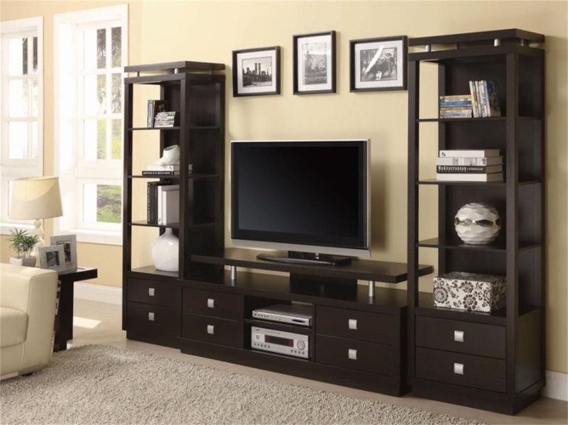 Fabhnrwal 60.75'' Media Console