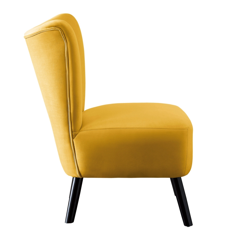 Retro-Inspired Velvet Accent Chair