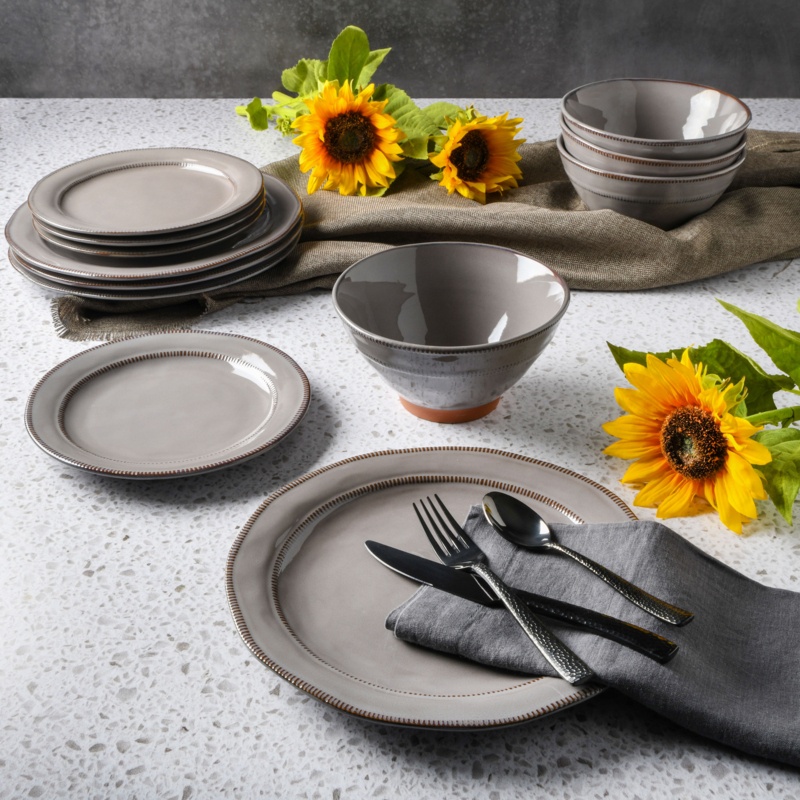 Gibson Elite Terranea Stoneware Dinnerware Set - Service for 4
