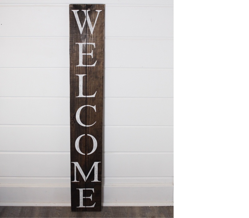 Hernadez Plank Welcome Sign