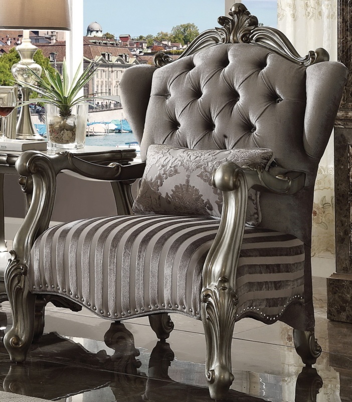 Ianer 33" Wide Tufted Velvet Armchair