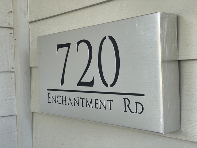 Aluminum Illuminated House Sign with LEDs