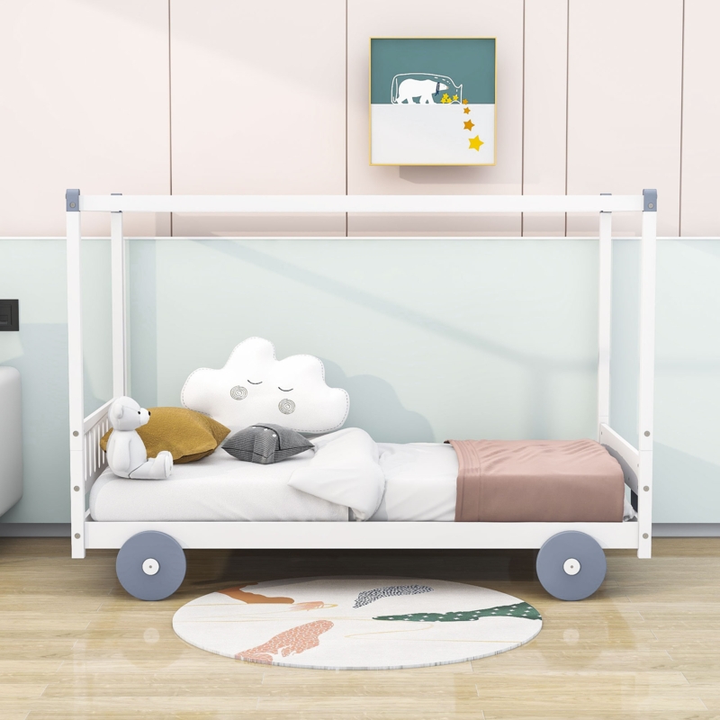 Elegant Canopy Bed with Sturdy Frame