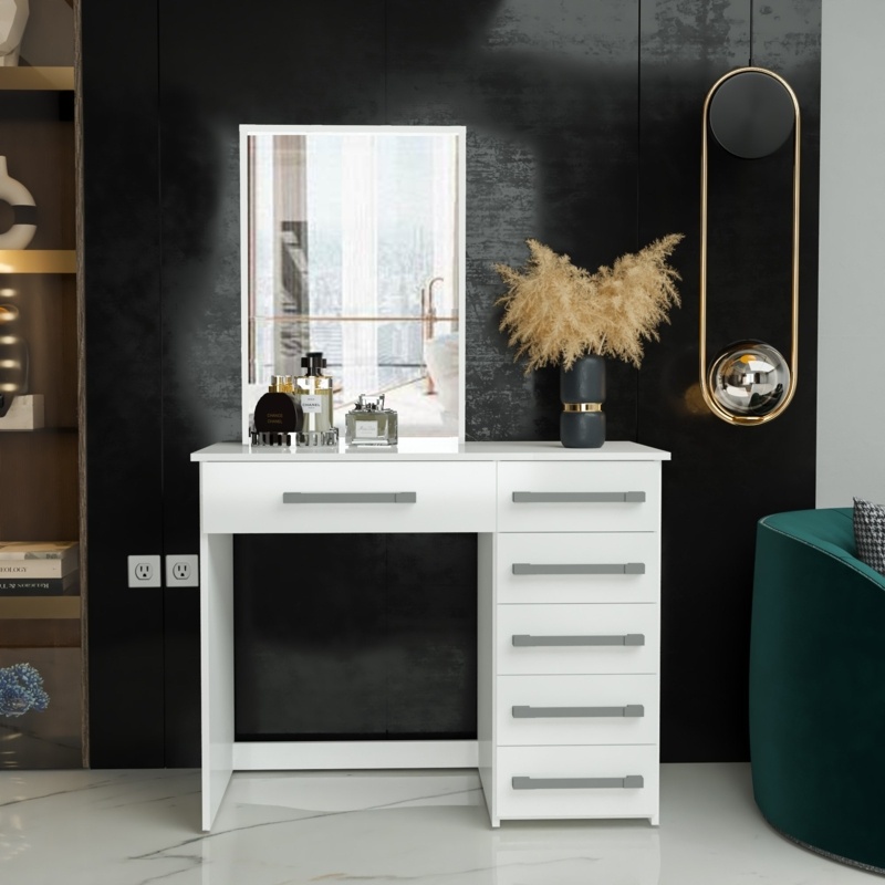 Jocelyne Vanity