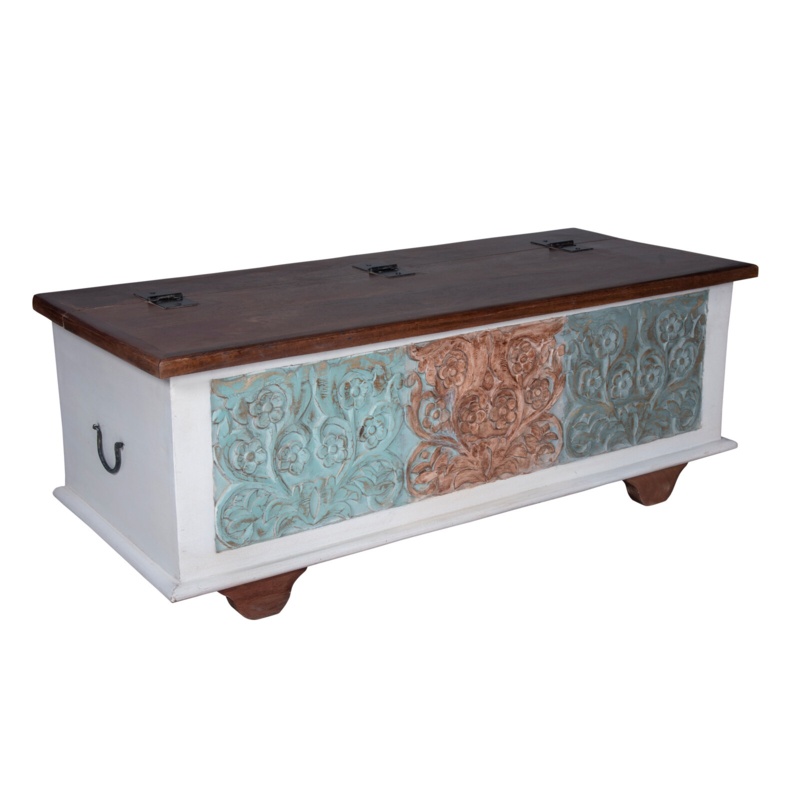 Kahle Accent Trunk
