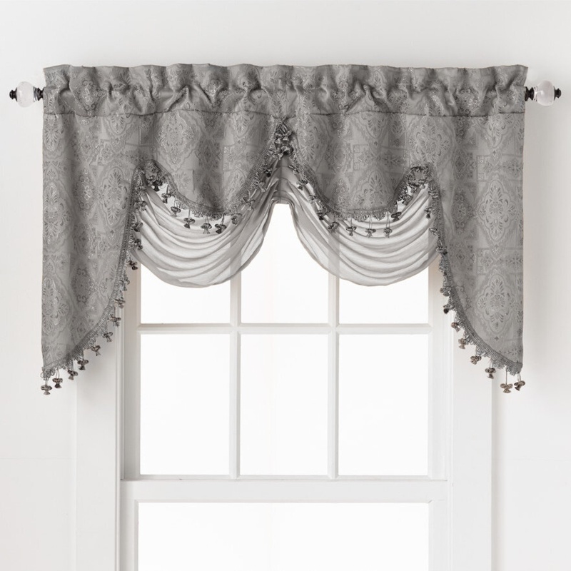 Kellner Damask Swag 56'' Window Valance