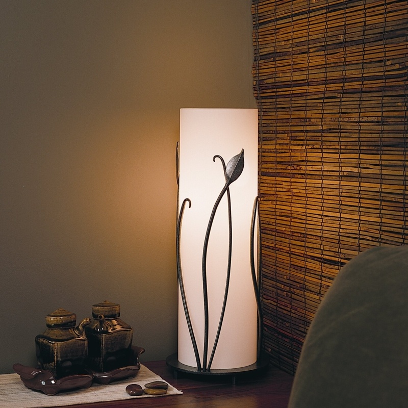 Leaf Metal Novelty Lamp