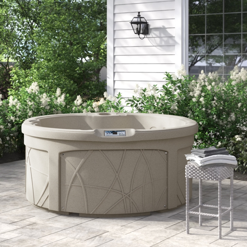 110v Plug and Play Spa with 13 Jets