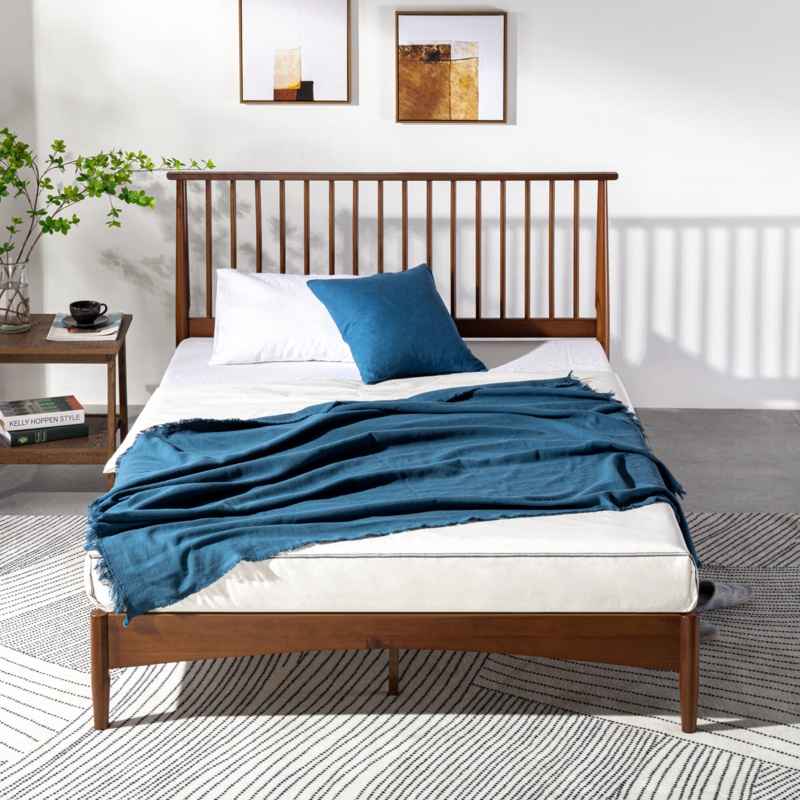Classic Wood Mattress Foundation with Spindles