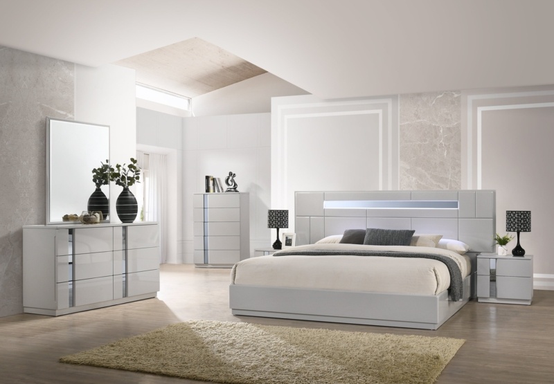 Luling 4 Piece Bedroom Set
