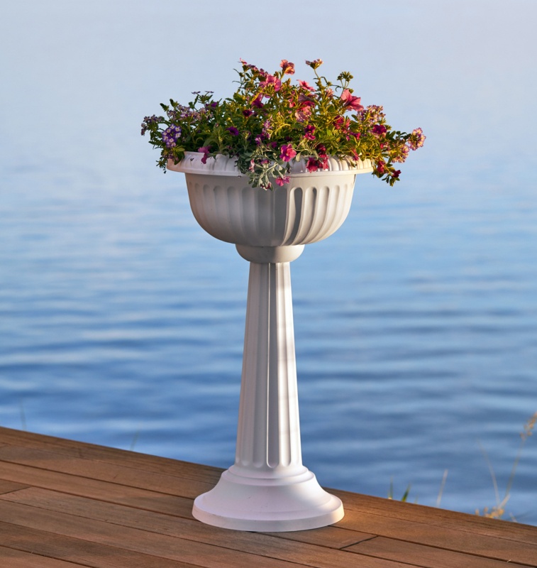 Maleah Plastic Urn Planter