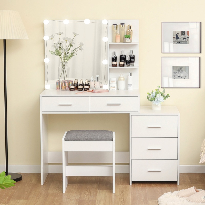 Malissia Vanity