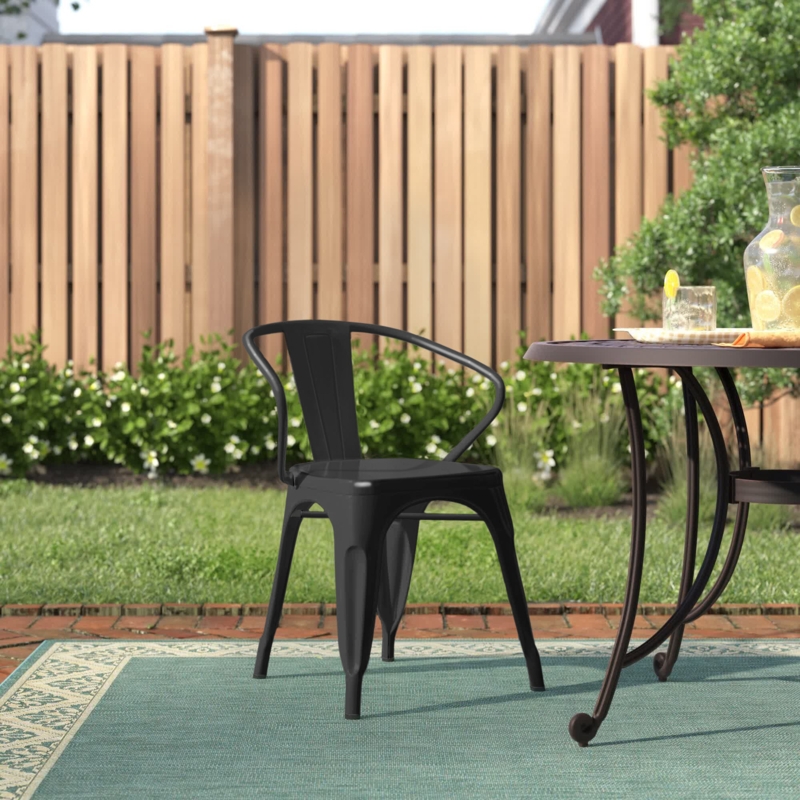 Colorful Metal Dining Chair with Curved Back