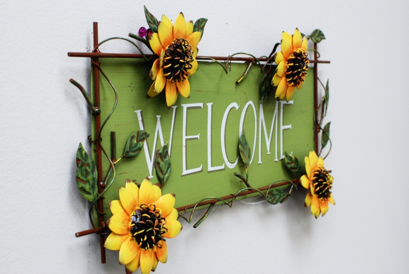 Motes Sunflower Welcome Sign Wall Décor