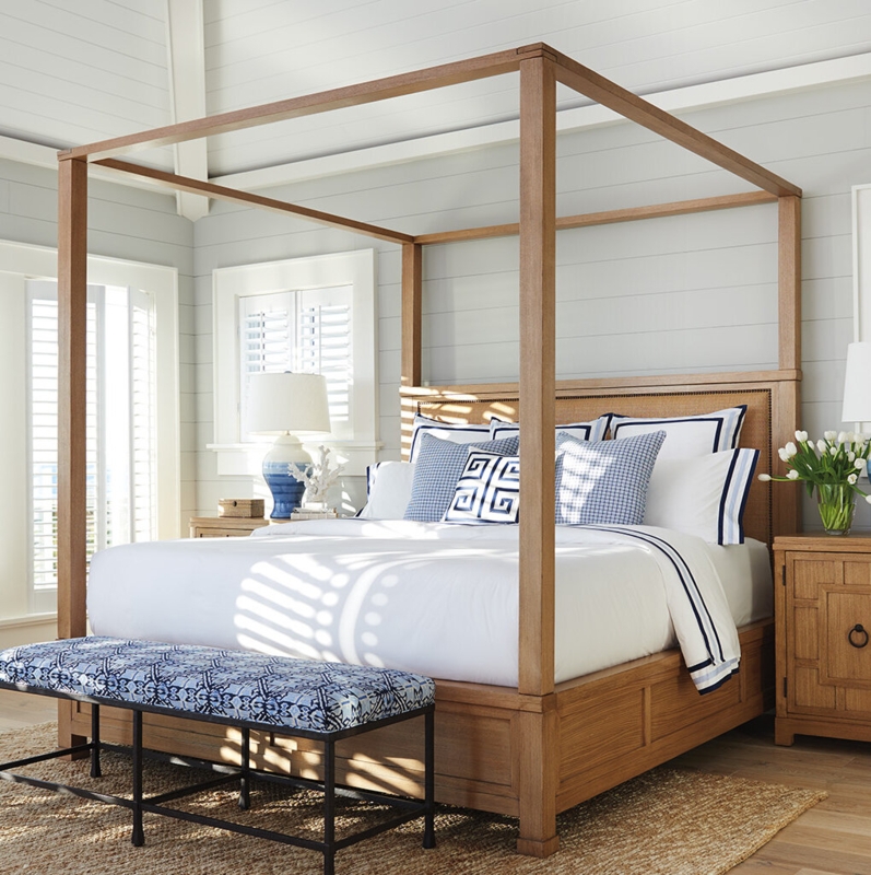 Dramatic Shore Cliff Canopy Bed