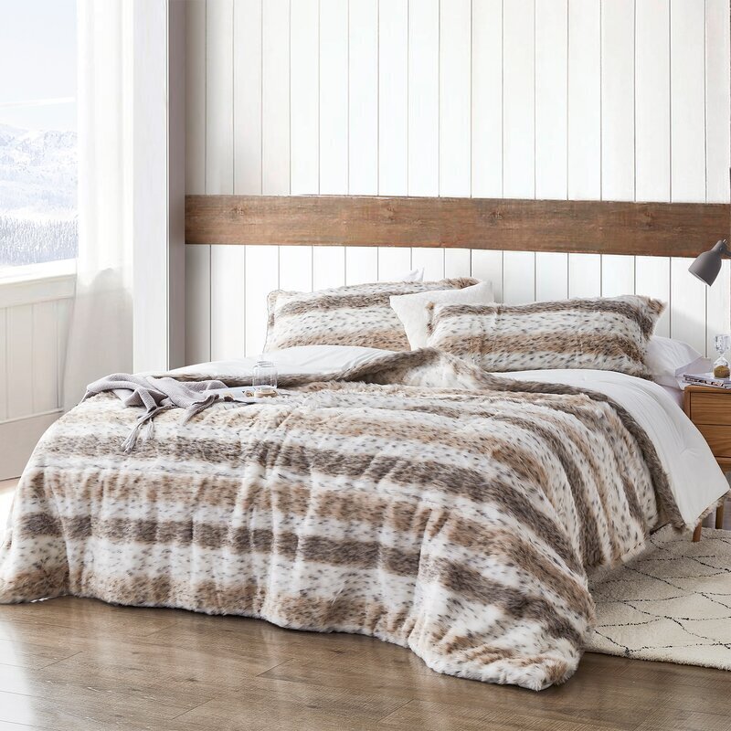 Oversized Leopard Animal Print Comforter Set