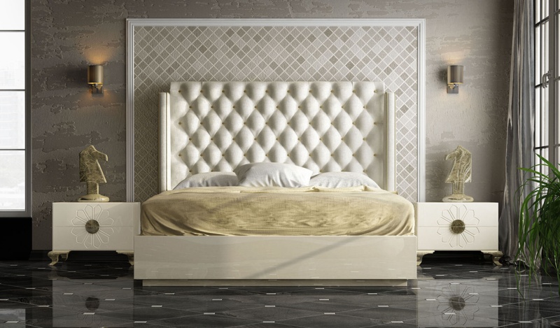 Peeples Solid Wood Upholstered Standard 3 Piece Bedroom Set