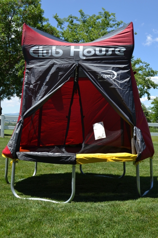 Clubhouse for 7' Trampolines with Enclosed Walls