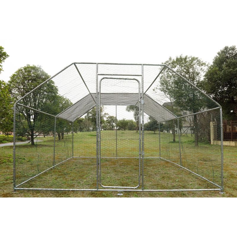Rockfield 64.6 Square Feet Chicken Run