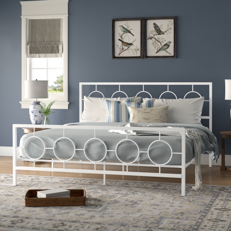 Singraul Metal Bed