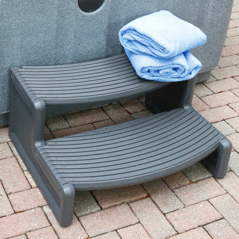 Compact Spa Step with Support