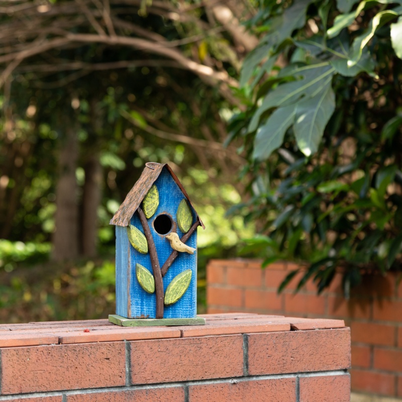 Strader 10 in x 4 in x 5 in Birdhouse