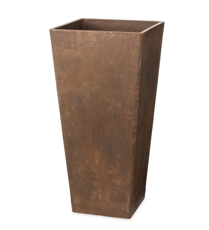 Sussex Self-Watering Resin Pot Planter
