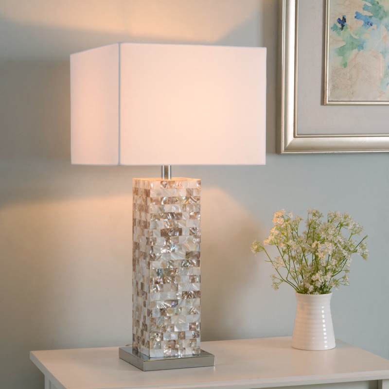 Syreeta Metal Table Lamp