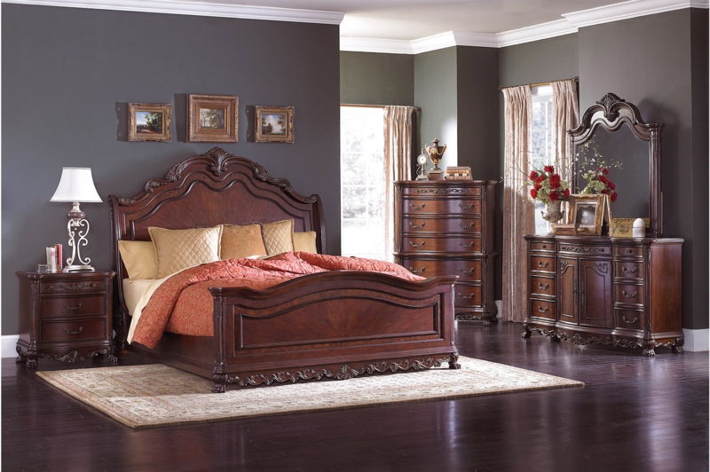 Cherry Sleigh Bedroom Set King 4 Piece