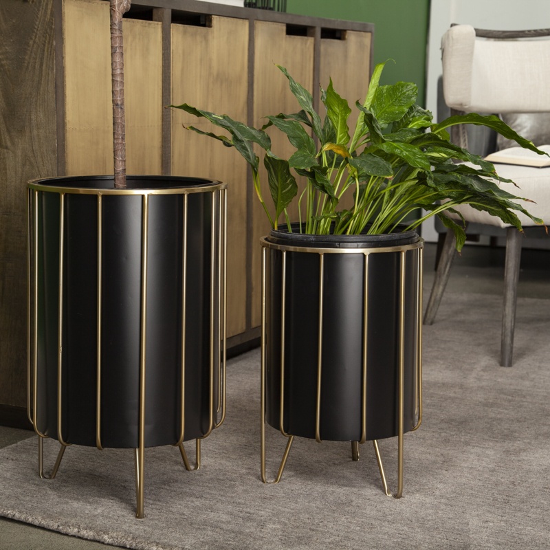 Torres Round Pedestal Plant Stand