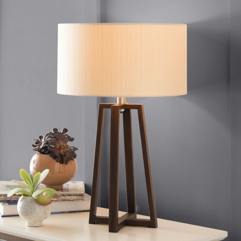 Tripod Mid Century Lamp 