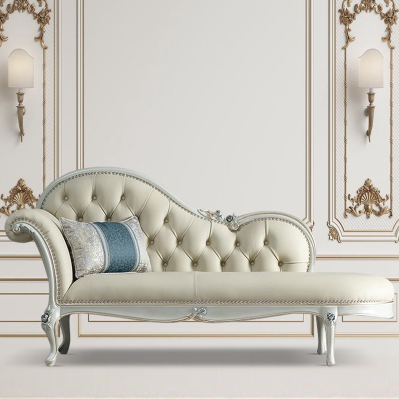 Classic Indoor Chaise Lounge with Pillow