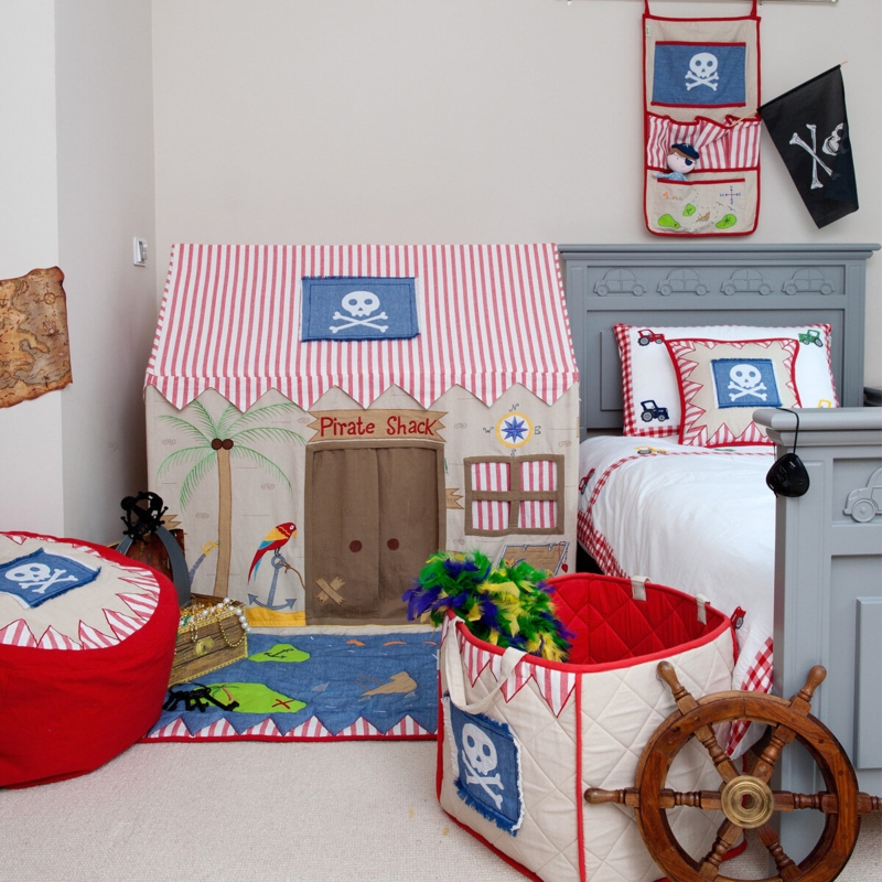 Adventure-Themed Kids' Play Tent