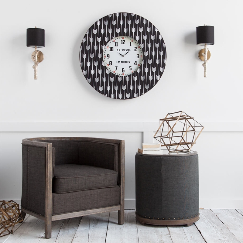 Versatile Wall Clock with Classic Appeal
