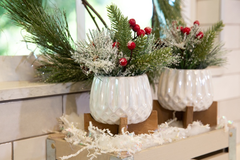 Xmas Mix in Cupcake Ceramic Pot on Stand