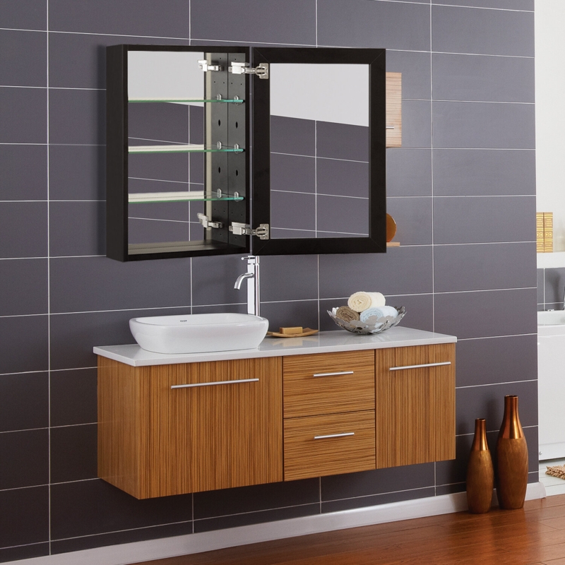 Aluminum and Copper-Free Medicine Cabinet