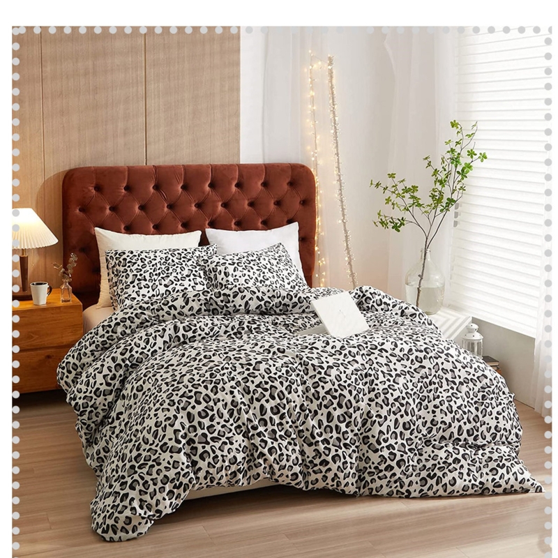Cotton Duvet Set with Trend-forward Designs