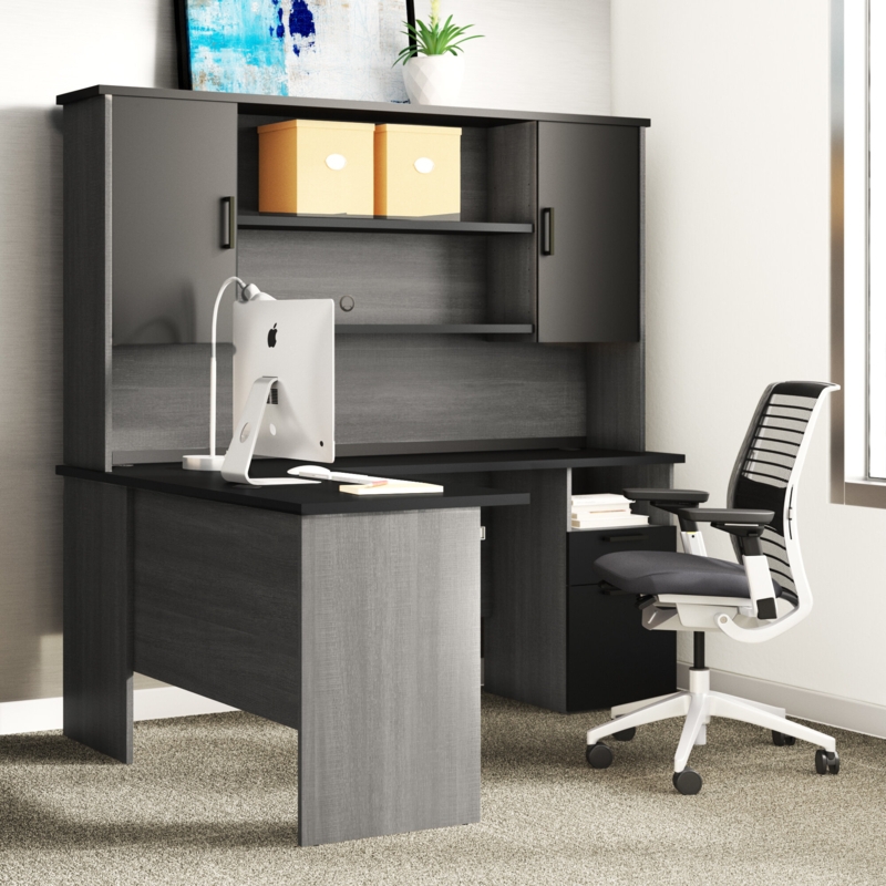Reversible L-Shaped Executive Desk with Hutch Set