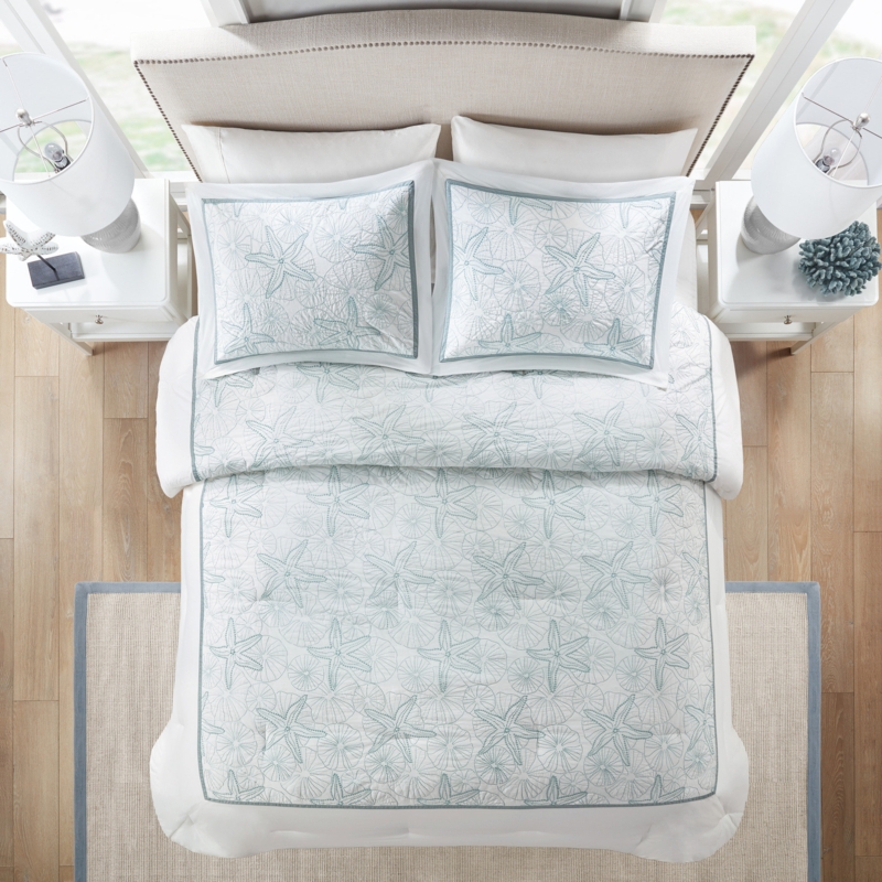 Ocean-Themed Comforter Set with Sea Shell Embroidery