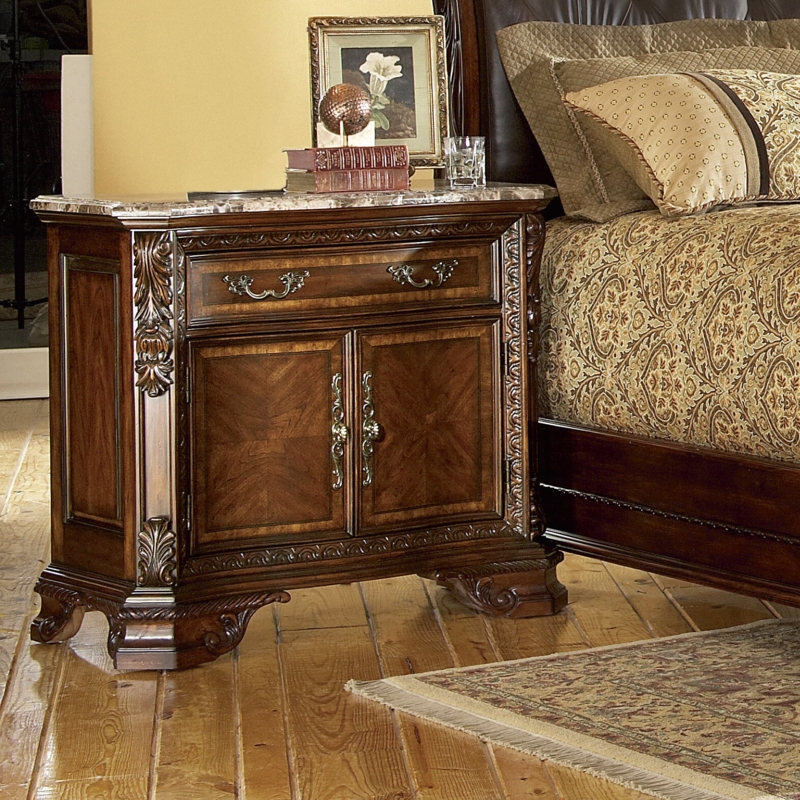 Hidden Storage Tray and Drawer Chest