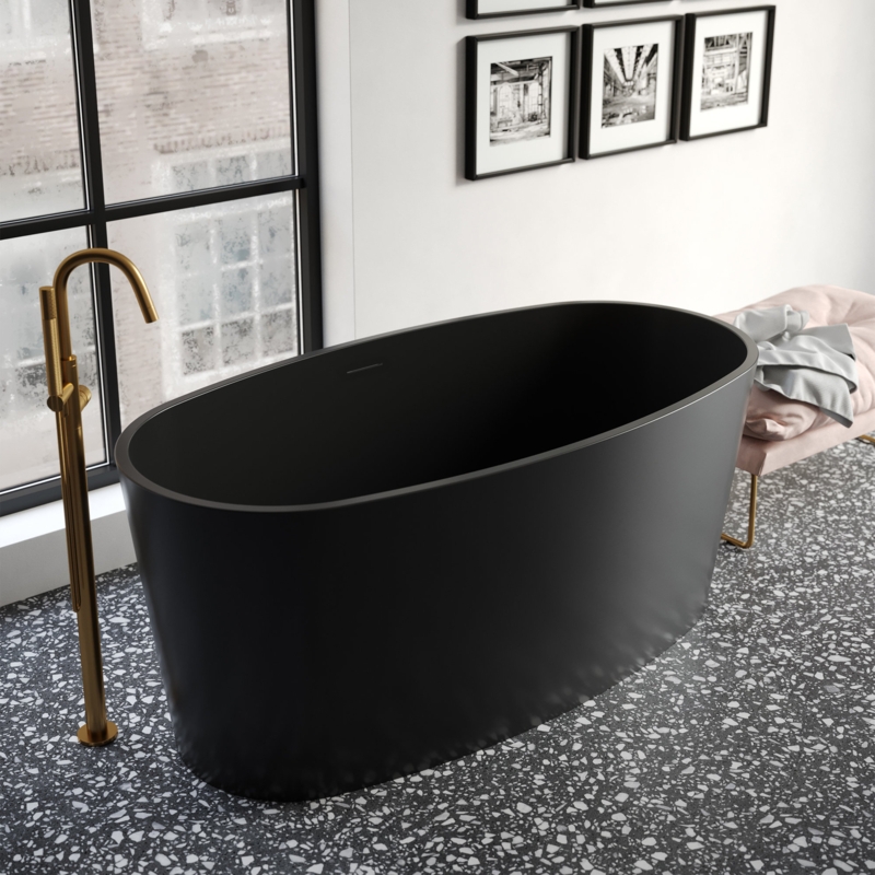 Sensual Curved Freestanding Bathtub